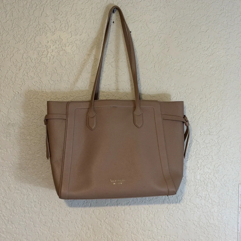 Kate Spade New York Large Pebbled Leather Knott Raw PecanTote‎ Bag Taupe Beige